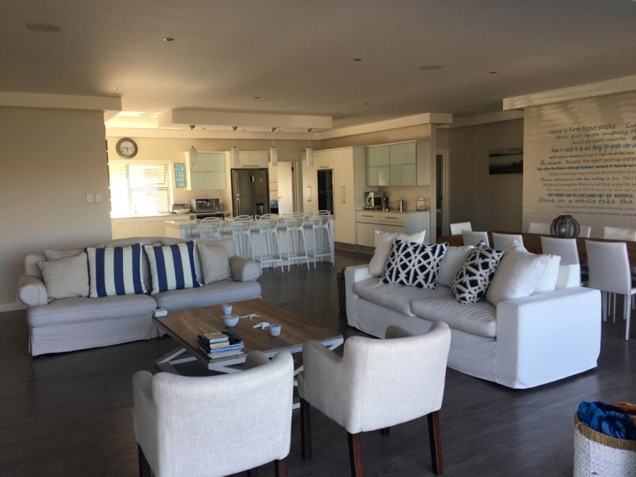 To Let 4 Bedroom Property for Rent in Kromme River Estate Eastern Cape